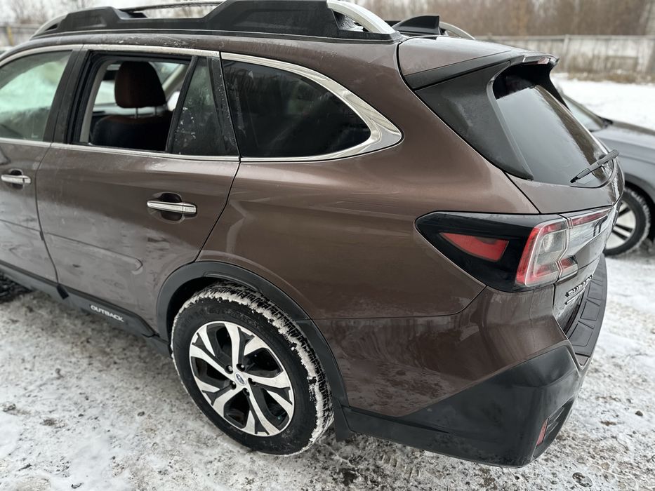 Чверть задня ліва крило Subaru Outback Legacy b16 2020 2021 2022