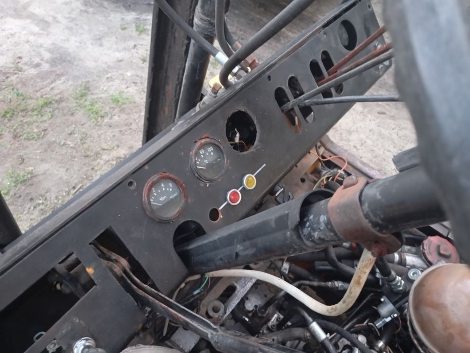 Дизельний навантажувач boss