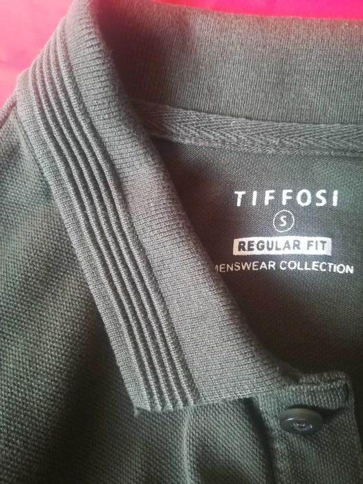 Pólo de manga curta da marca Tiffosi