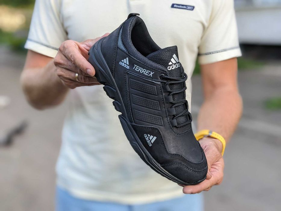 Чоловічі весняні кросівки із натуральної шкіри ТЕРРЕКС кроссовки мужск