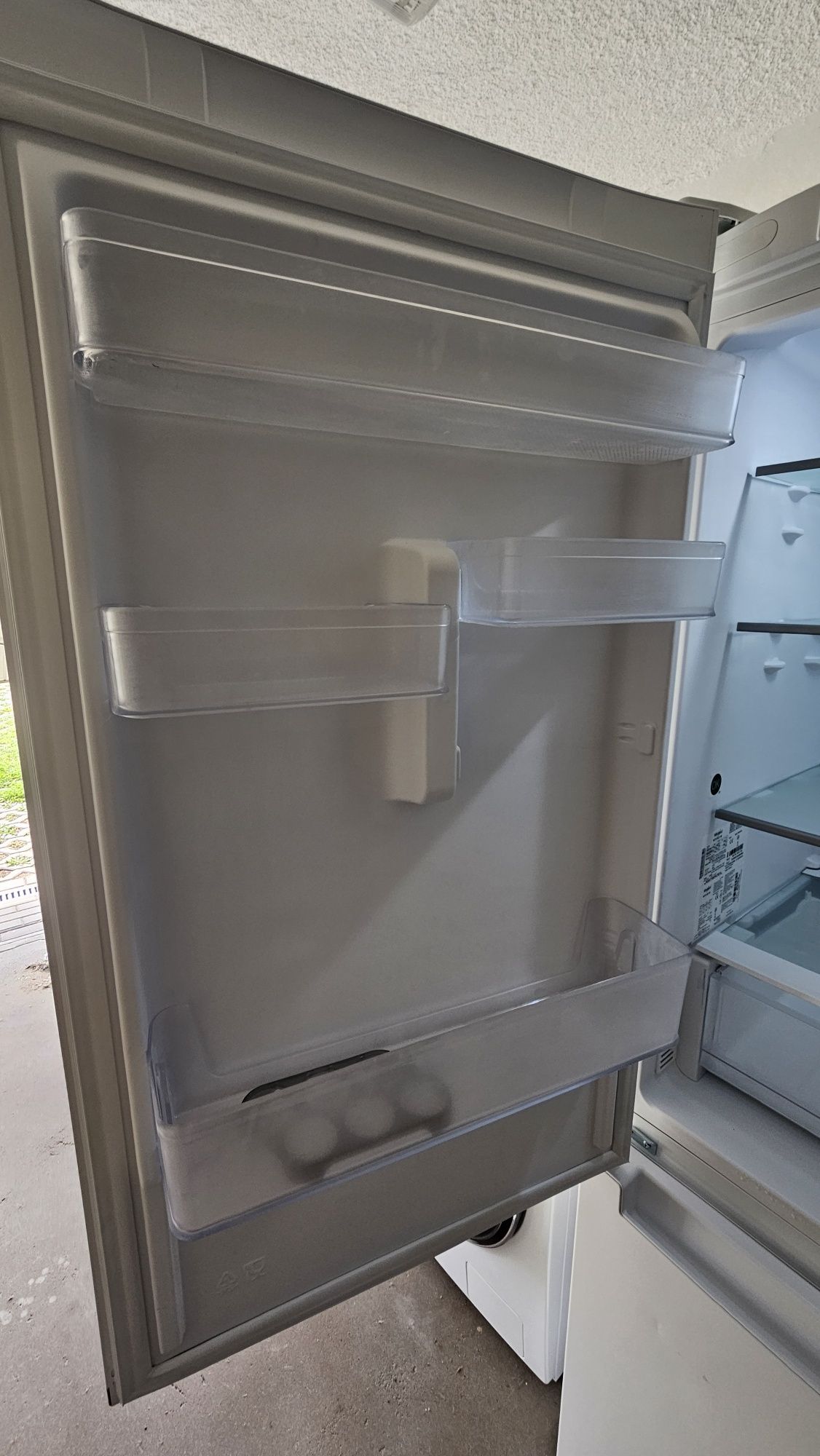 Lodówka Whirlpool W7X 82І W