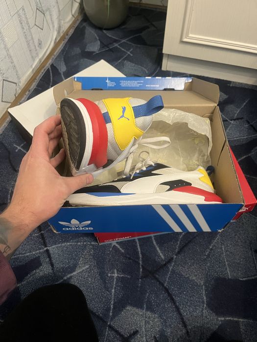 Кросівки адидас легки та максимально зручні