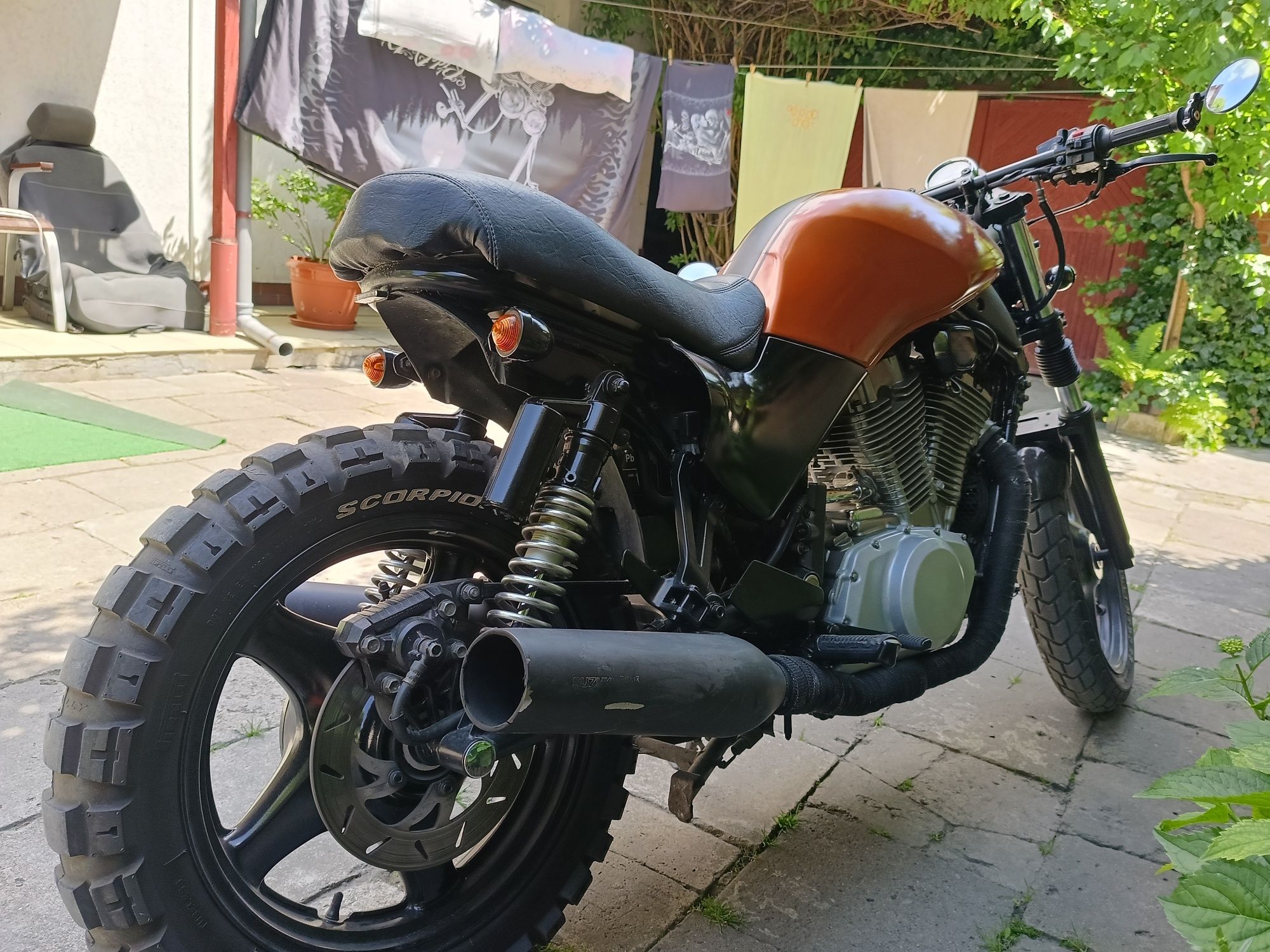 Suzuki VX 800 scrambler, caffe racer, bobber