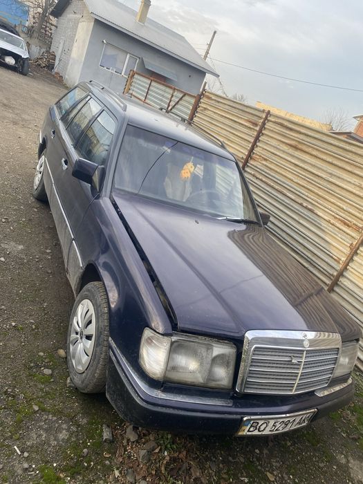 Продам Мерседес 124