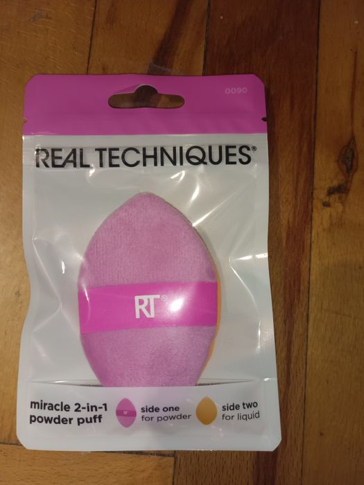 Gąbka do makijażu real techniques