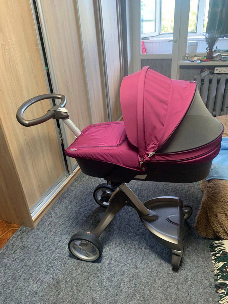 Stokke Xplory V3 + повний комплект аксесуарів! Чудовий стан