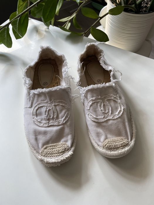 Еспадрільі Эспадрильи у стилі Chanel