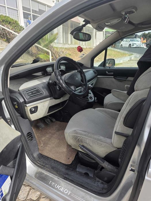 Peugeot 807 2.0 HDi 7 Lugares