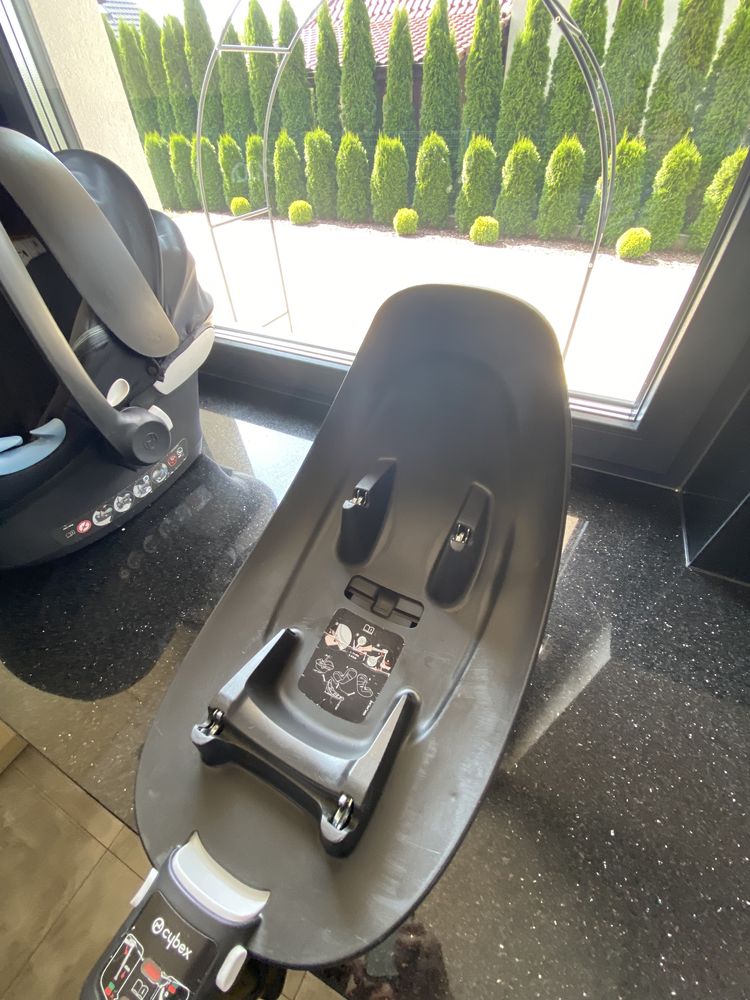 Cybex Atom M i-Size + baza isofix + adaptery