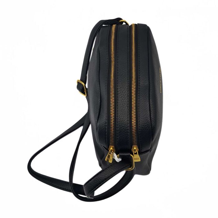 Czarna torebka Enrico Coveri przez ramię