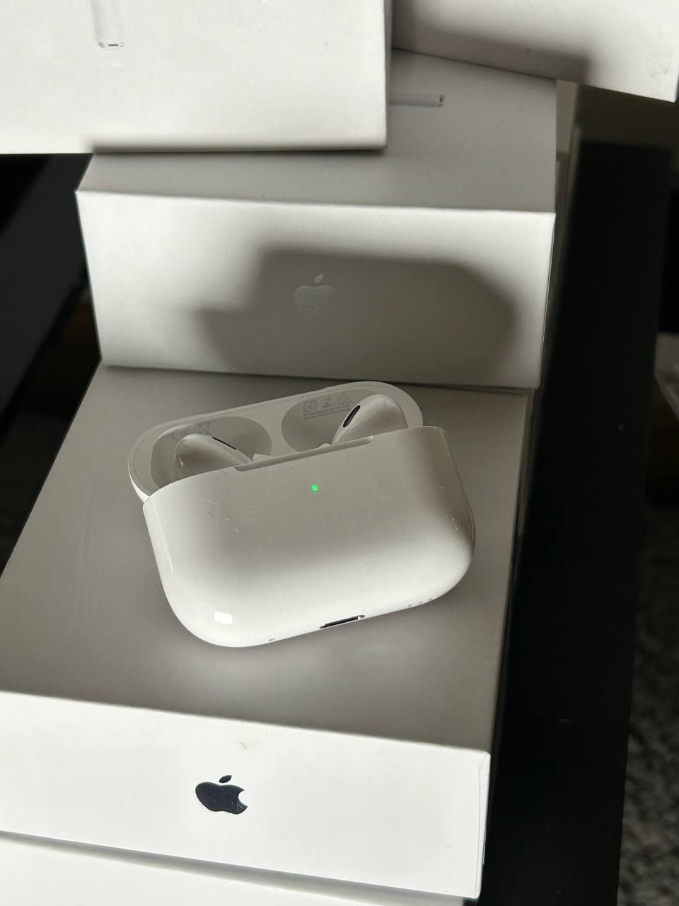 Продам навушники AirPods Pro 2 топ за свої гроші 

Price:
Для себе - 9