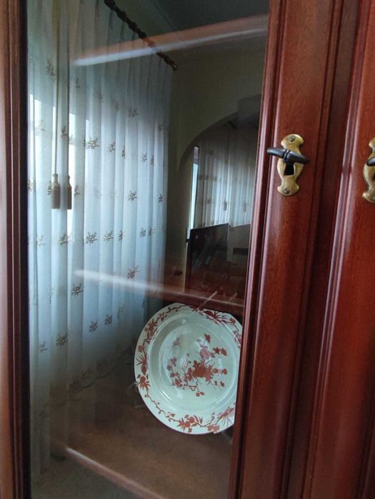Movél Louceiro em Mogno com vidros biselados