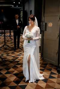 Весільна сукня + причіпний шлейф