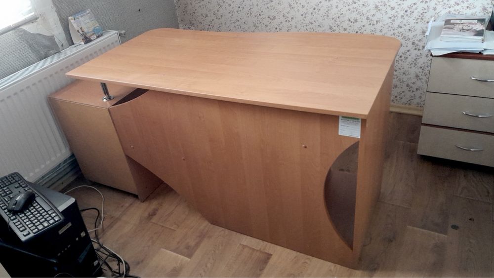 Стіл письмовий, стол офісний