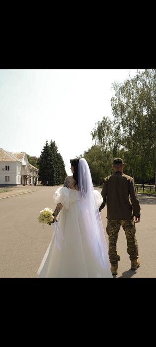 Продам свадебное платье