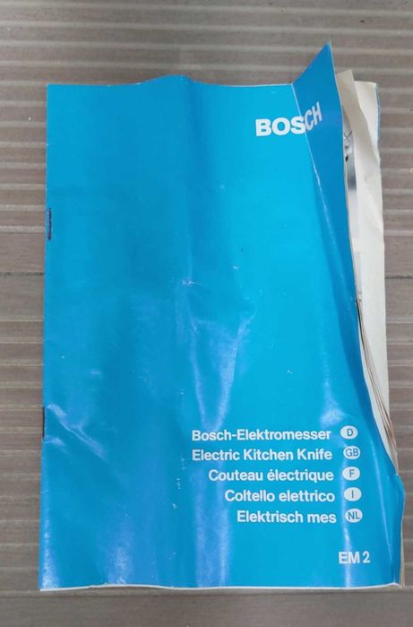 Vende-se Faca Elétrica Nova Bosch