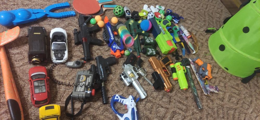 Игрушки для мальчика одним лотом 695 с мешком для игрушек