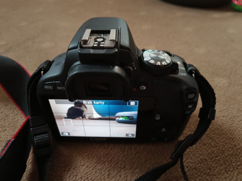 Canon EOS 100D plus dwa obiektywy