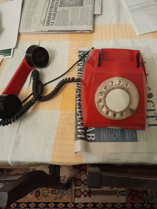 Продам стационарные телефоны