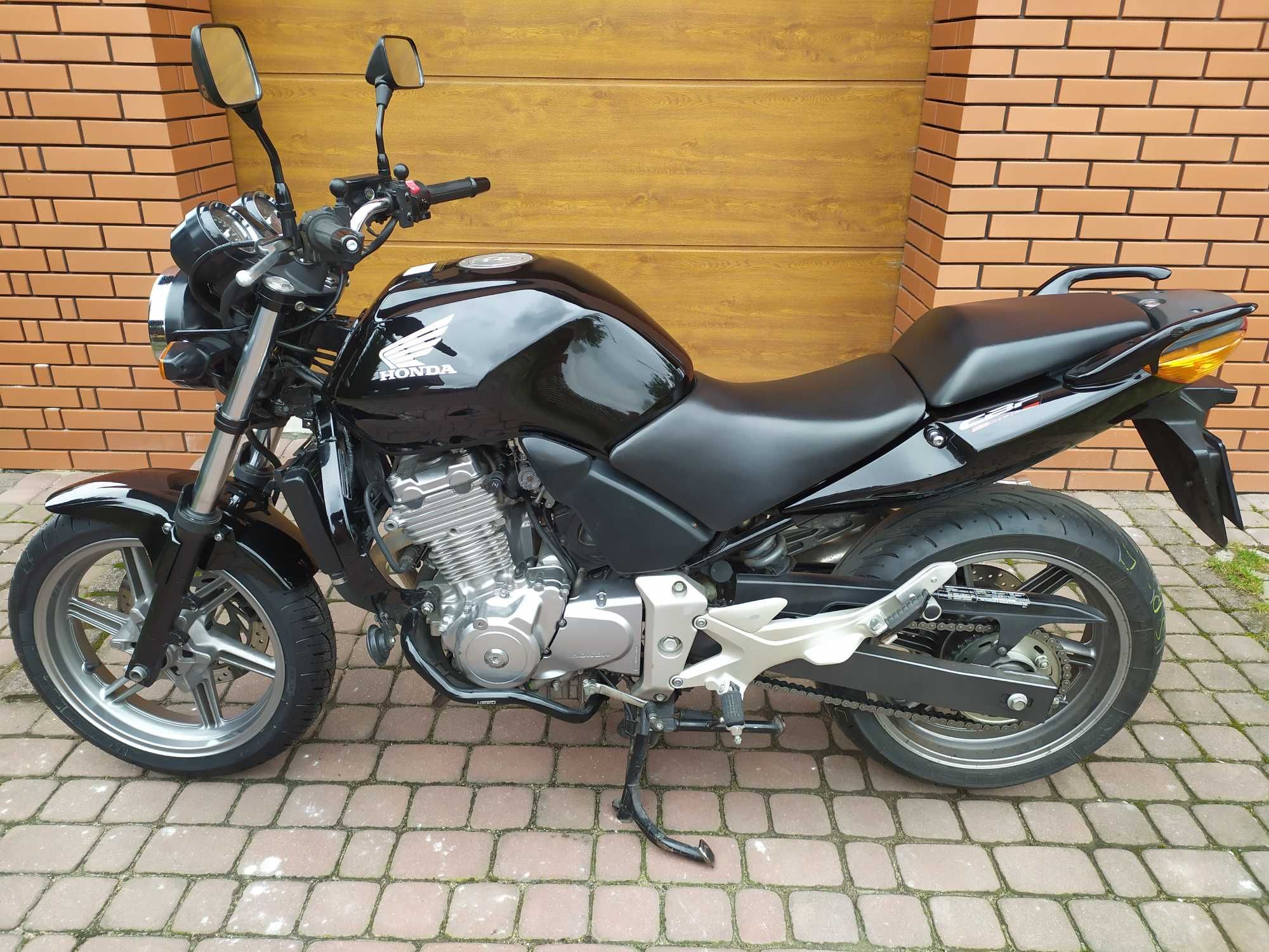 Honda CBF500 rok 2007 salon PL nowe opony