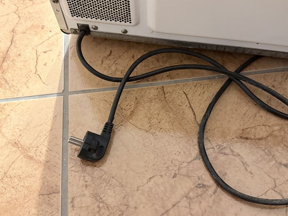 Kuchenka mikrofalowa mikrofala PROFIMikro MW800 800W niemiecka