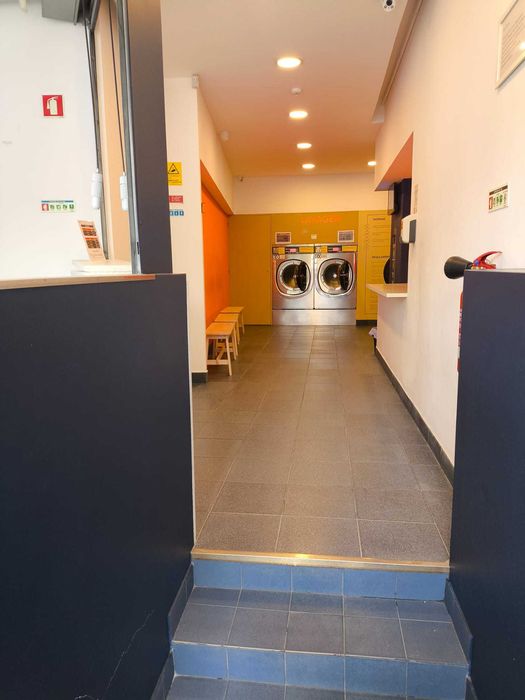 Trespasse Lavandaria Self-service/Engomadoria - São Mamede Infesta