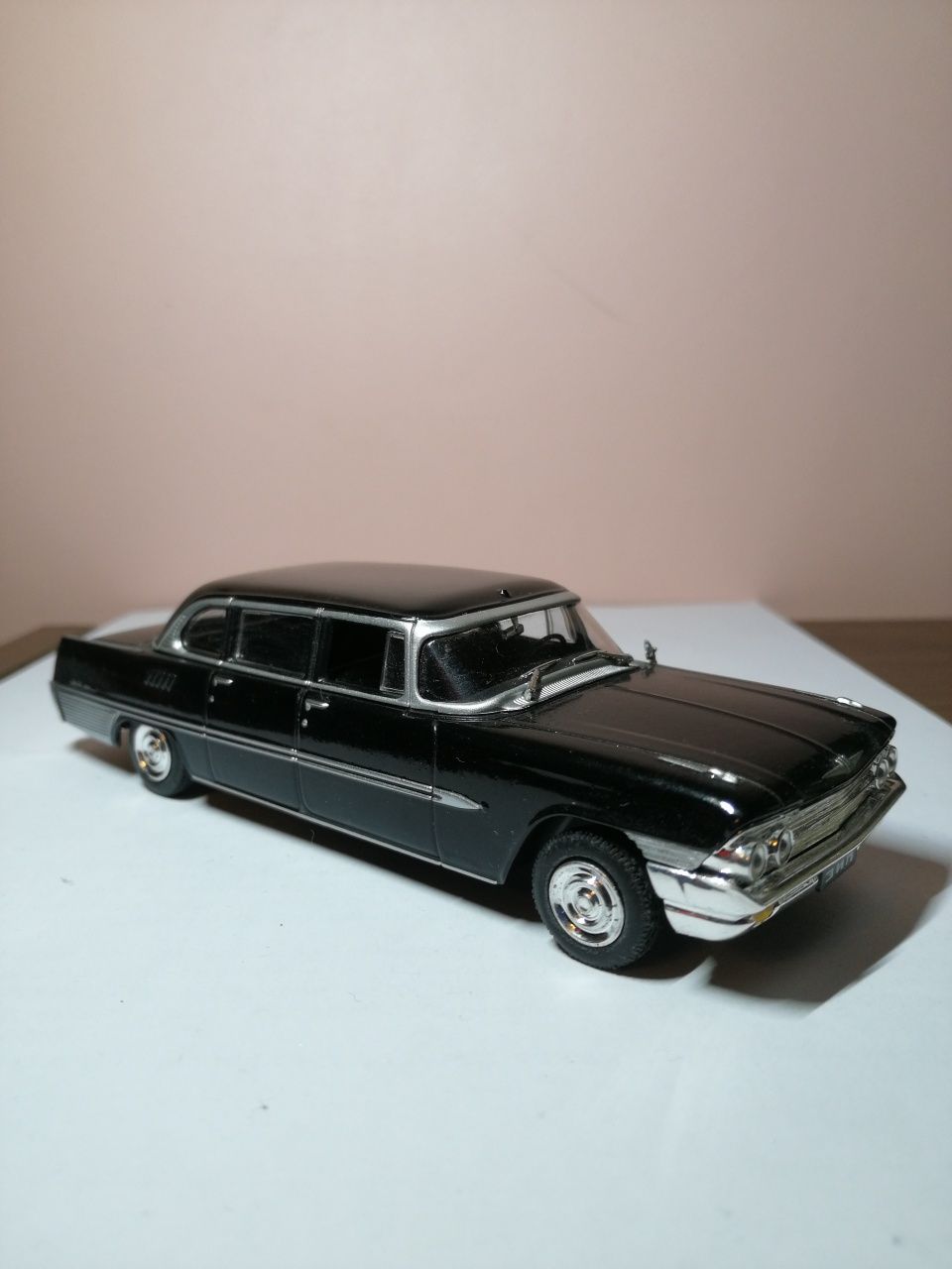 Ził 111 CCCP ZSSR Kultowe Limuzyny Ixo 1/43