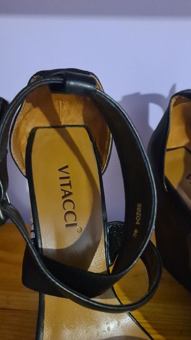 Босоніжки VITACCI