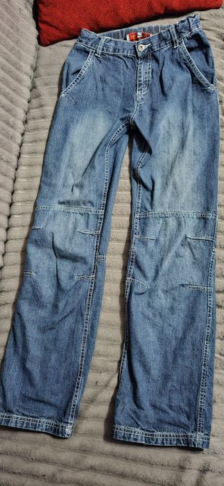 Spodnie jeans 164