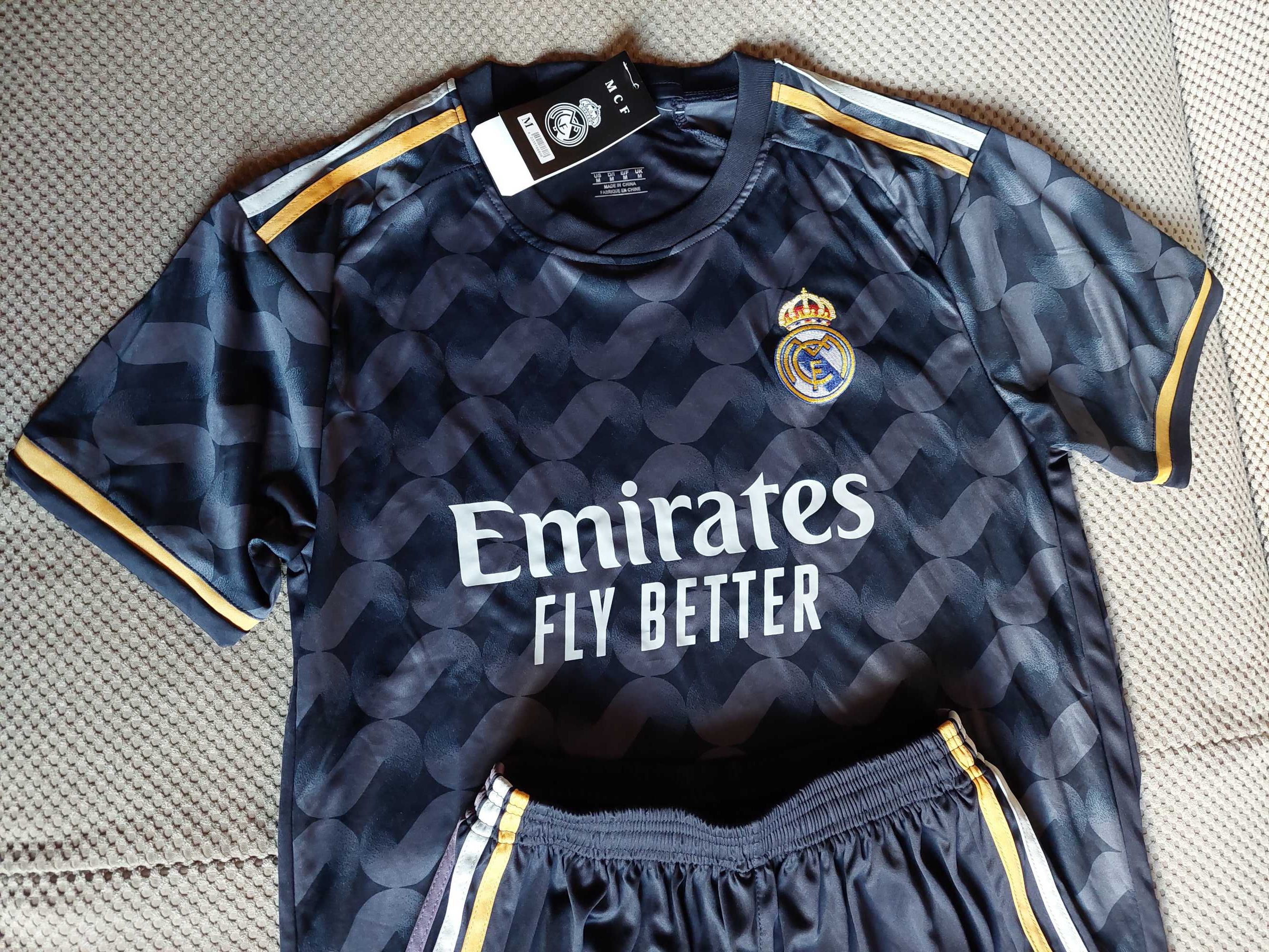 Real Madrid juniorski komplet piłkarski rozmiar M
