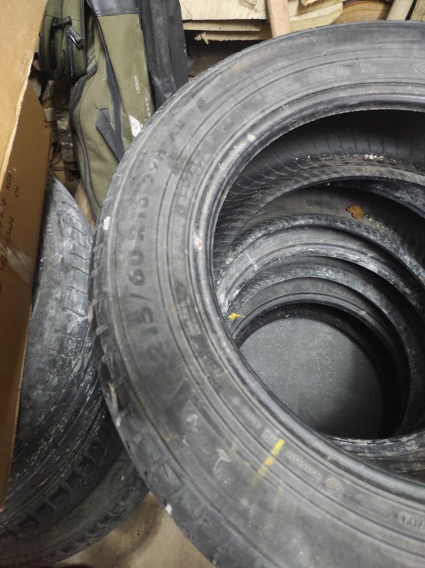 Шини Nokian 215/60 R16