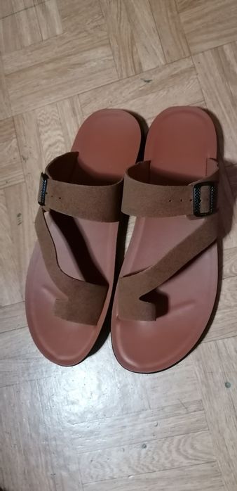 3 pares de sandálias novas homem