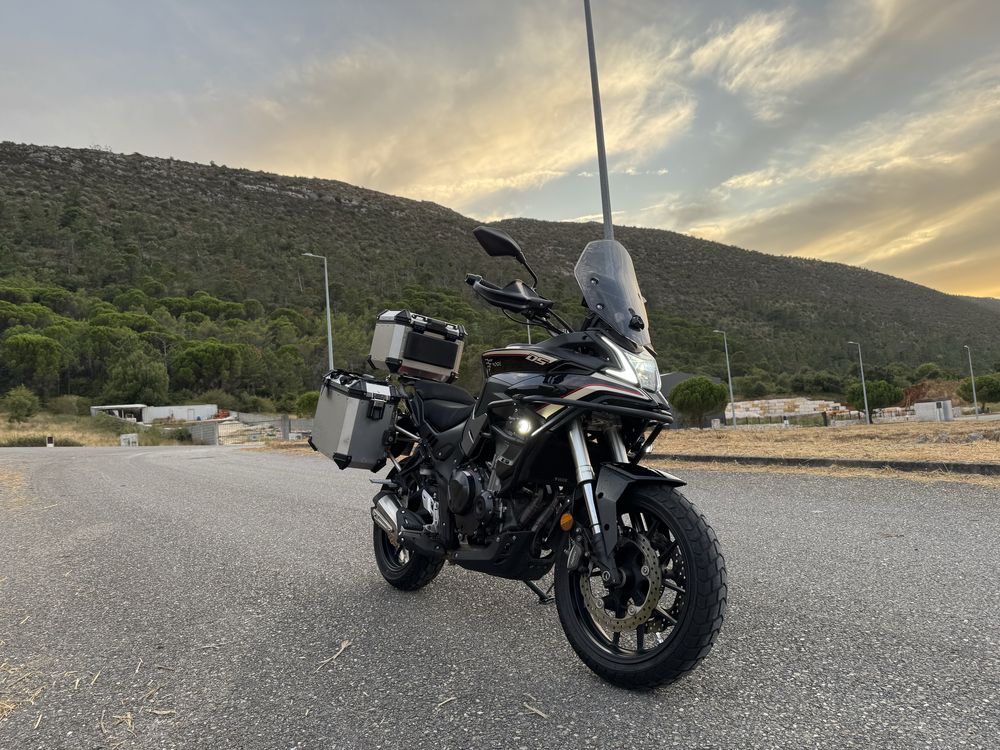 Voge DS 500 full extras 11.800km