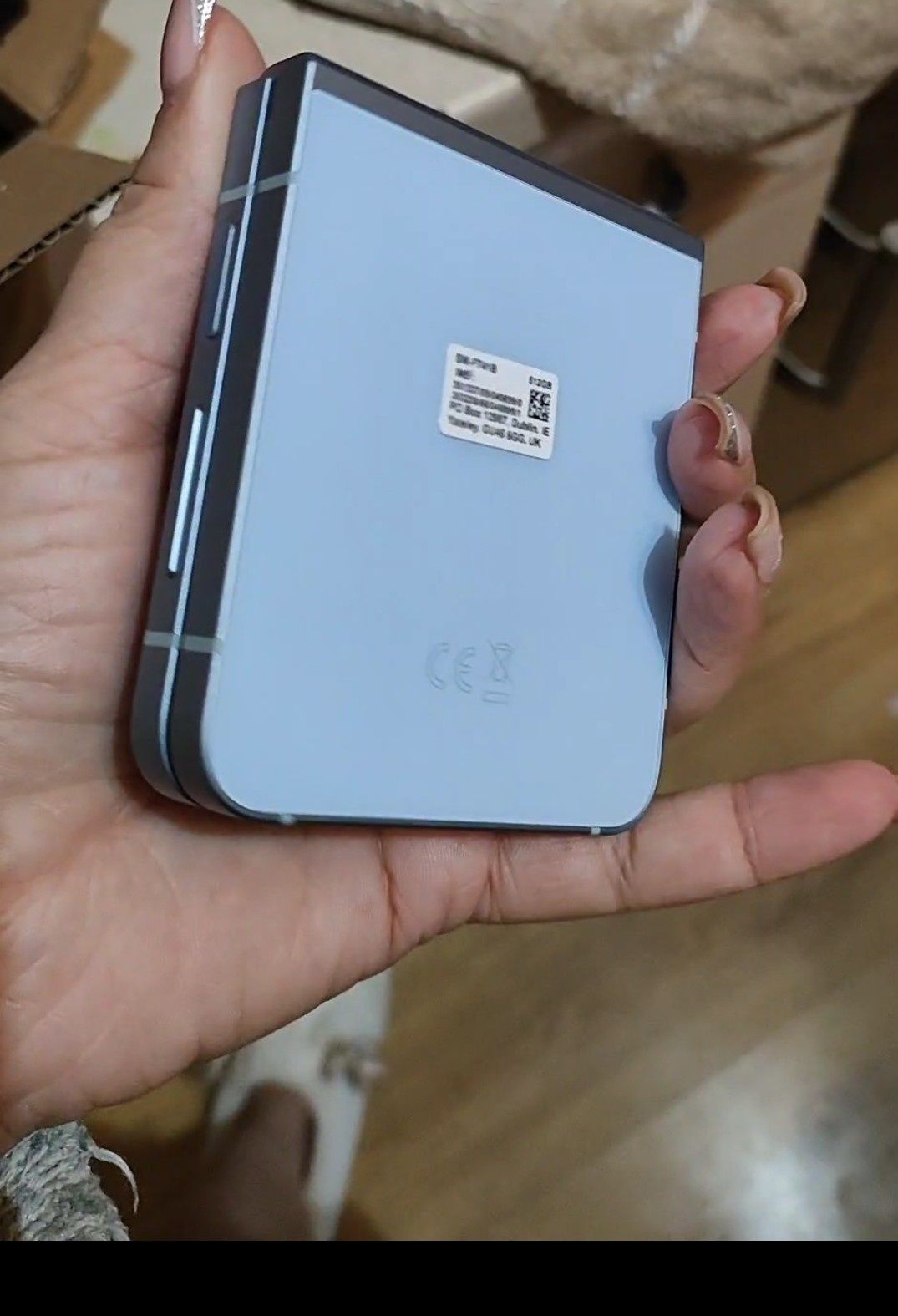 Sprzedam Samsung Galaxy flip 6