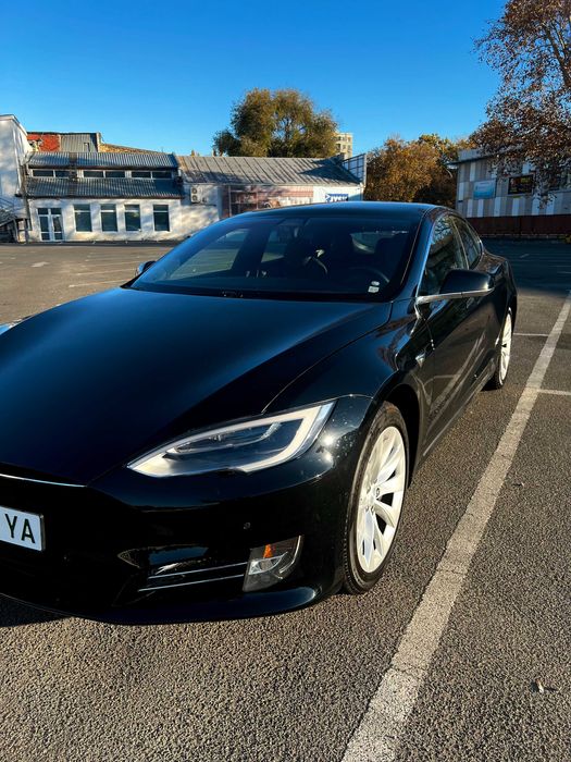 Tesla model S 100d