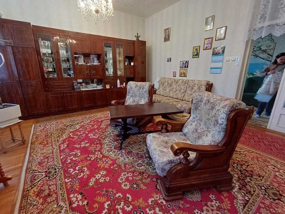 Продам дом в пгт Доброслав