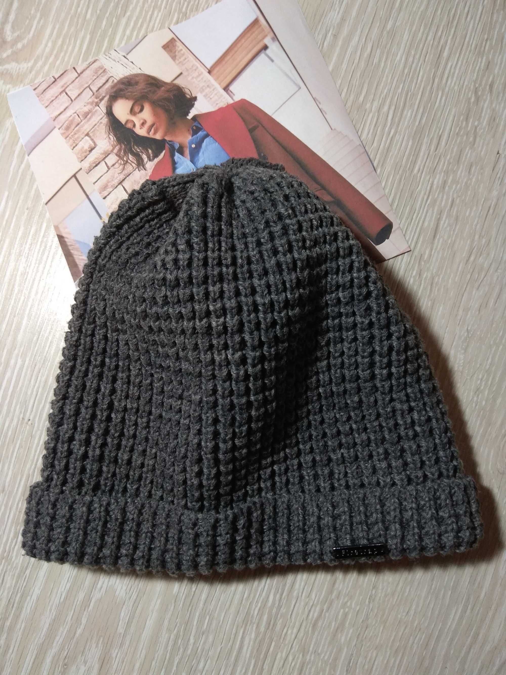 Шапка  Firetrap сіра
