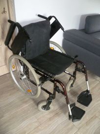 Wózek inwalidzki rehabilitacyjny składany regulowany B&B 130 kg