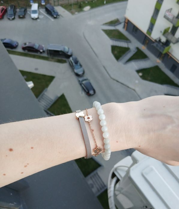 Браслет с лунного камня