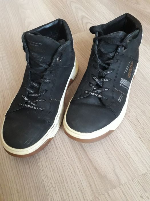 Зимові чоловічі черевики