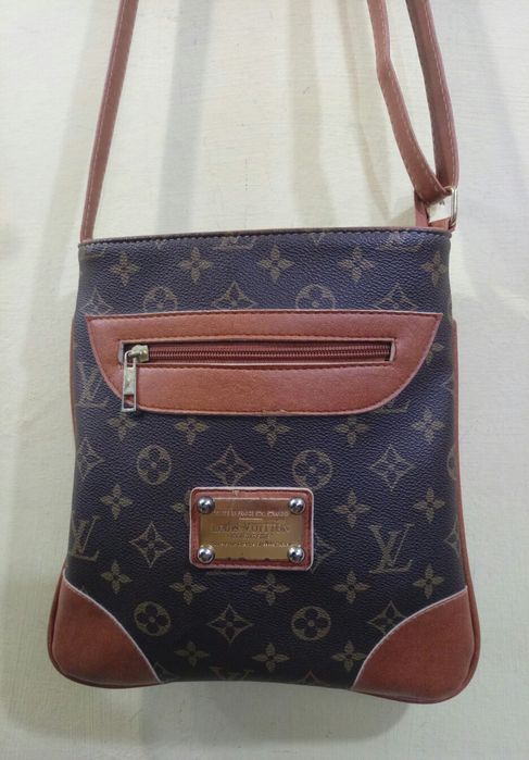Сумка в стилі Louis Vuitton кросс-боді