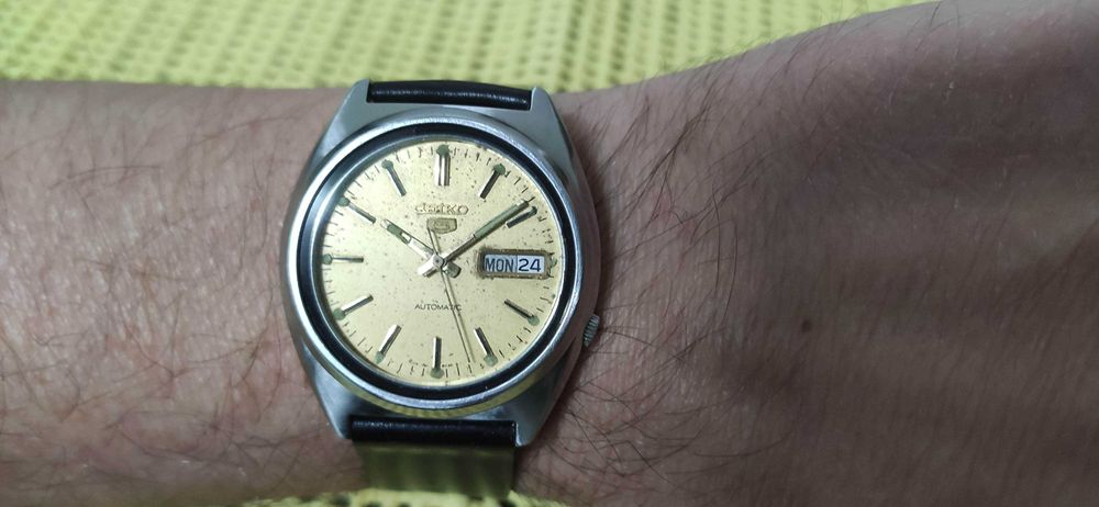 Relógio antigo SEIKO 5 automático