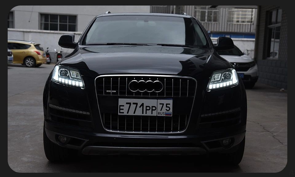 Lampy przednie do Audi Q7 LED Projektor z Animowanym DRL