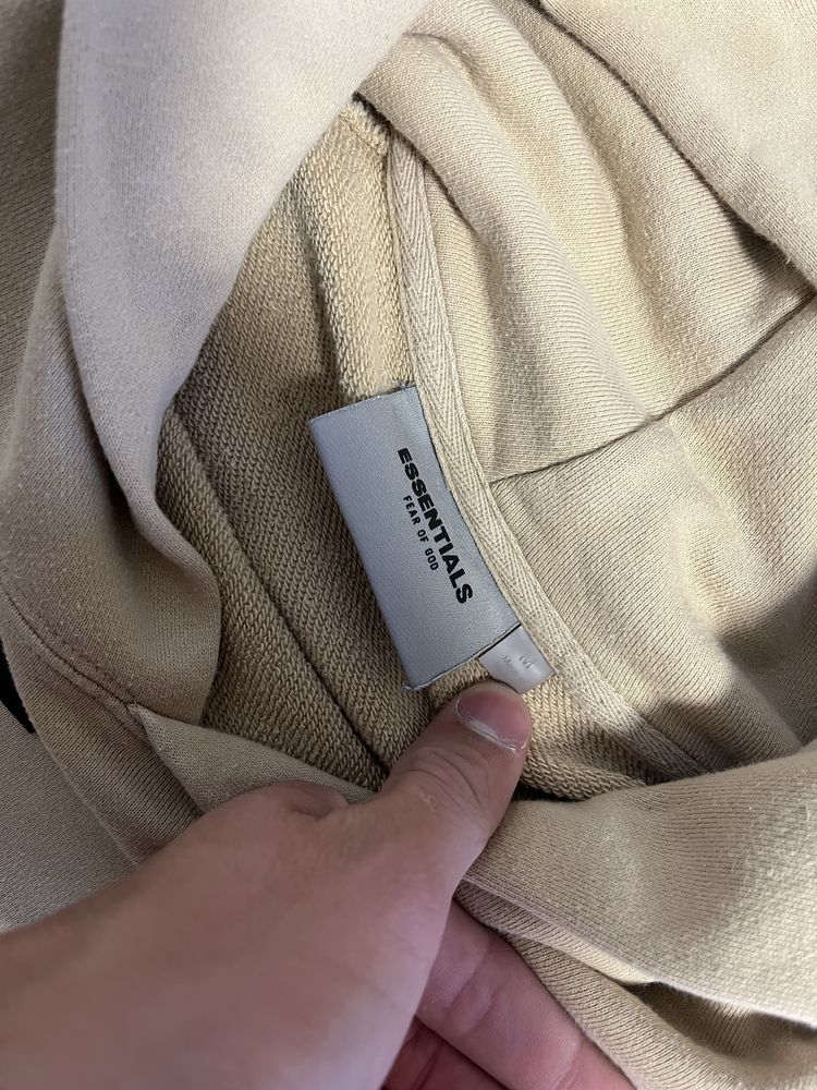 Кофта essentials
