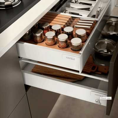 Roupeiros, Cozinhas, Salas, com descontos Outono Inverno. Aproveite!