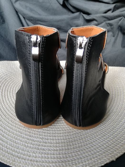 Czarne sandały 44 XXXL