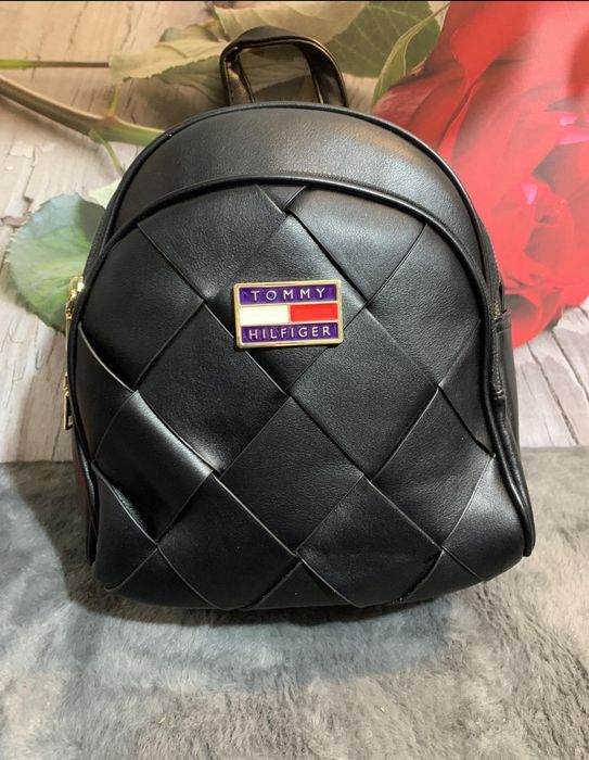 Sprzedam  czarny plecak