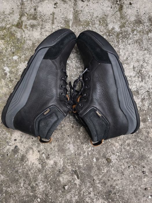 Мужские ботинки.