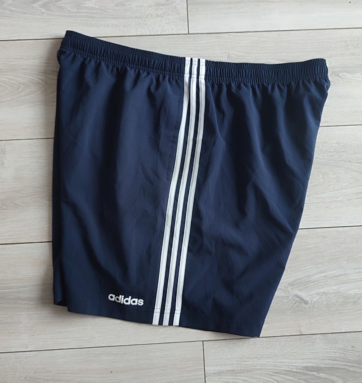 Шорти Adidas Essential, шорты Adidas Essential