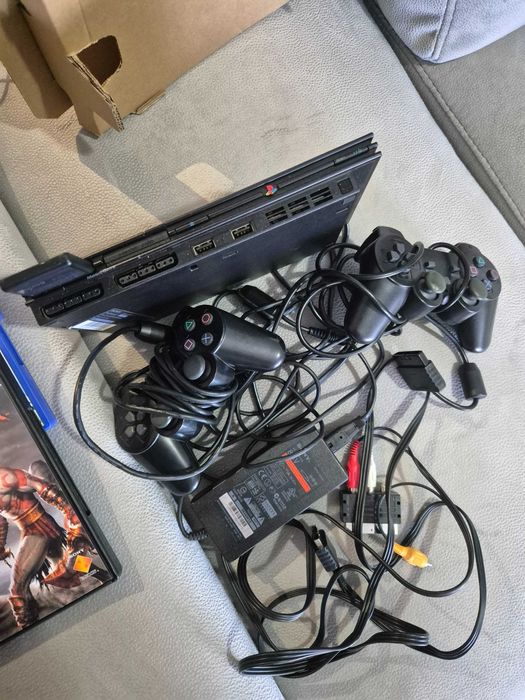 Vendo PS2 com jogos